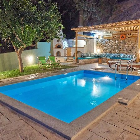 Pura Vida Villa Rodhakinon Exteriör bild