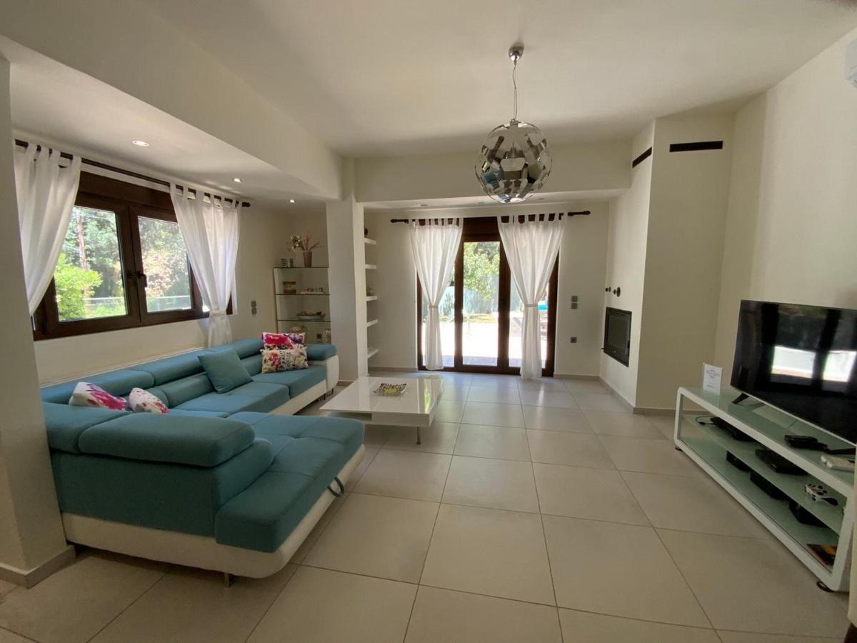 Pura Vida Villa Rodhakinon Exteriör bild