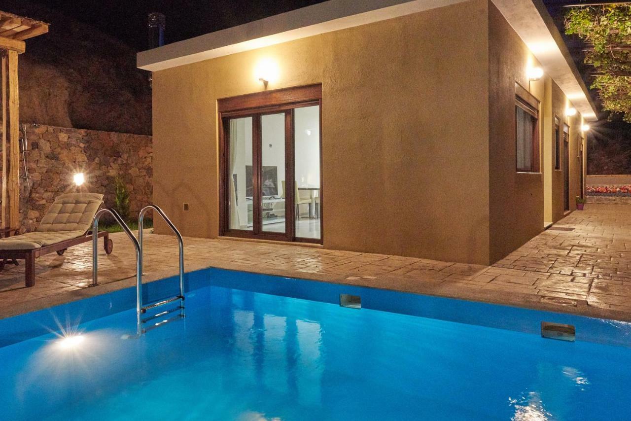 Pura Vida Villa Rodhakinon Exteriör bild