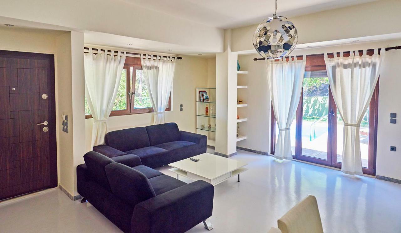 Pura Vida Villa Rodhakinon Exteriör bild